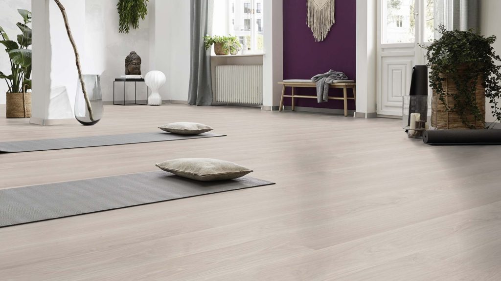 Waveless Oak White German Laminate Flooring